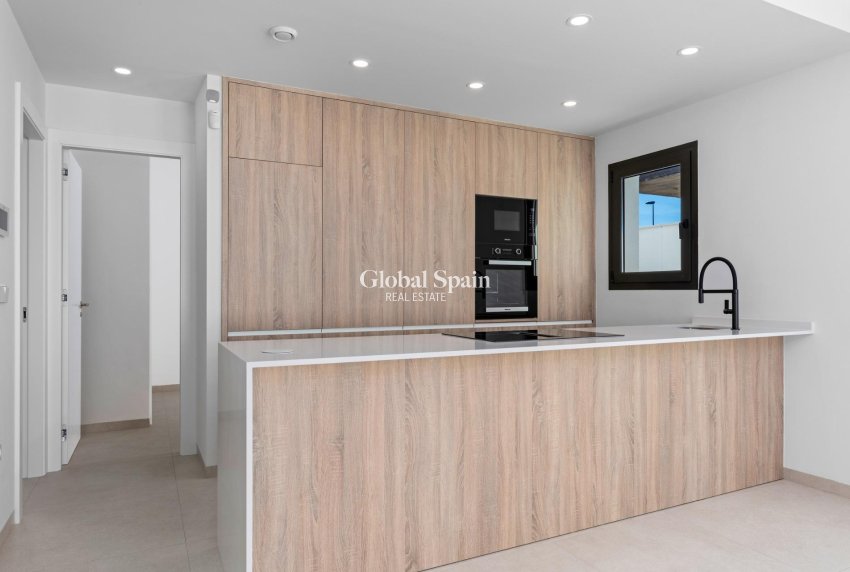 Neubau - VILLA -
SAN JAVIER - Parque del doce