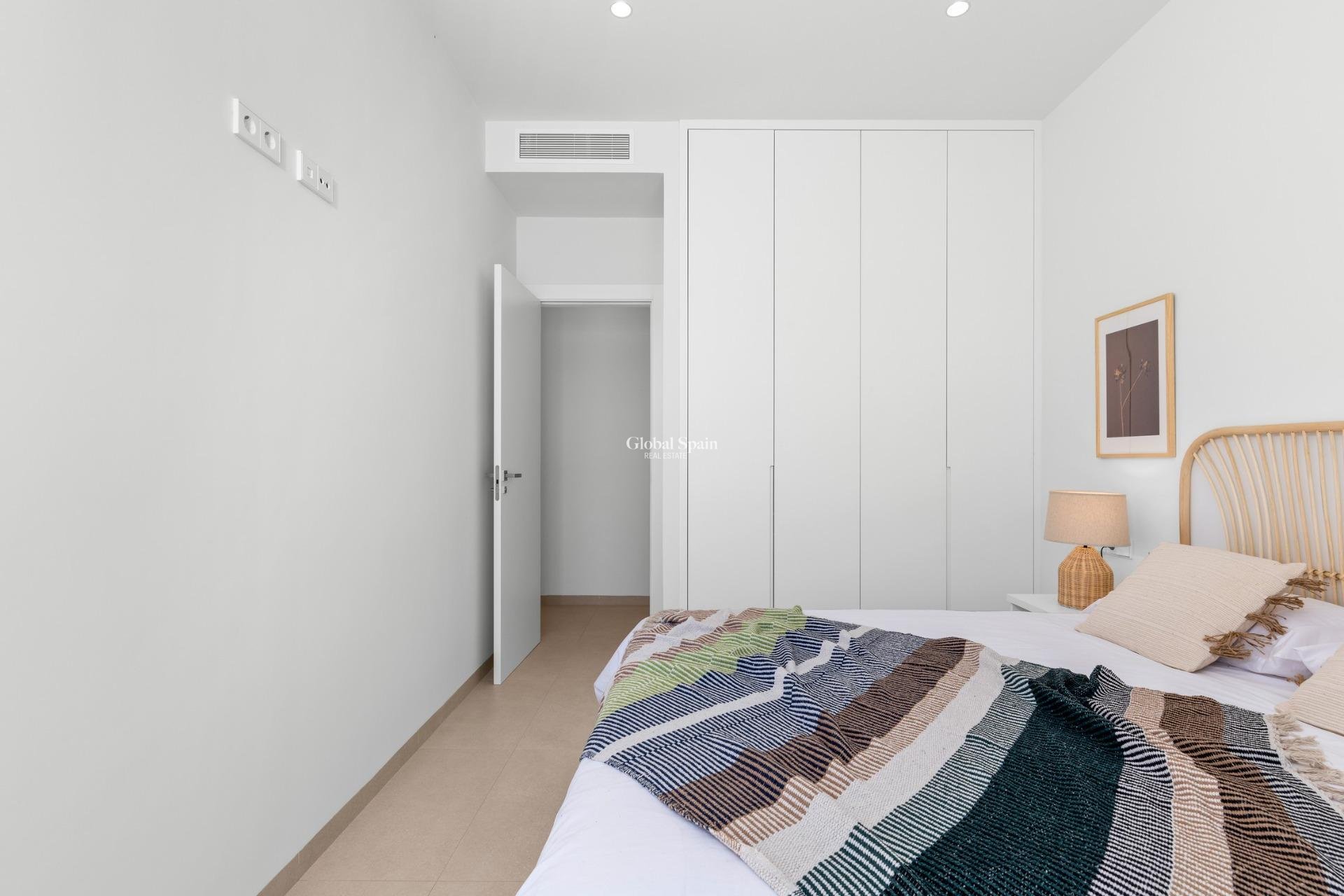 Neubau - VILLA -
SAN JAVIER - Parque del doce