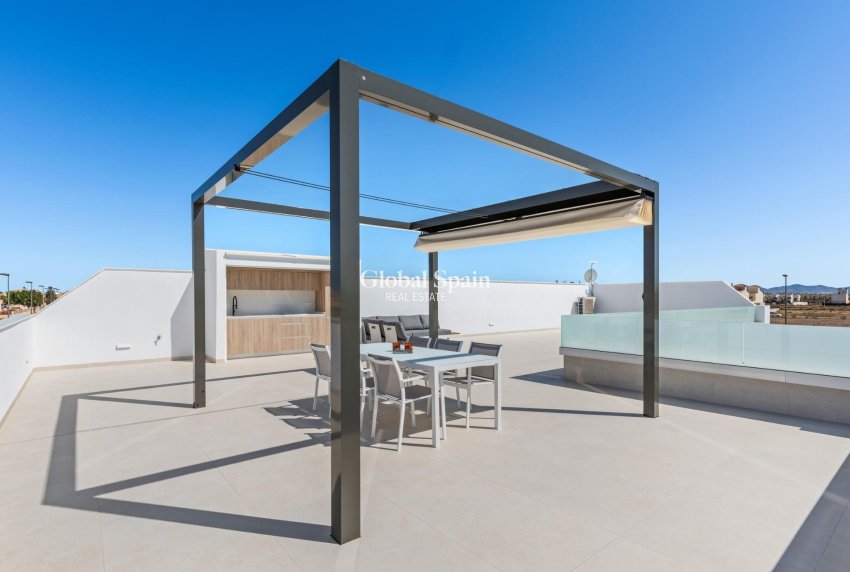 Neubau - VILLA -
SAN JAVIER - Parque del doce