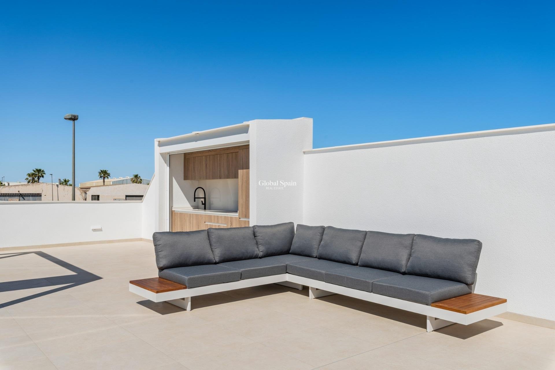 Neubau - VILLA -
SAN JAVIER - Parque del doce