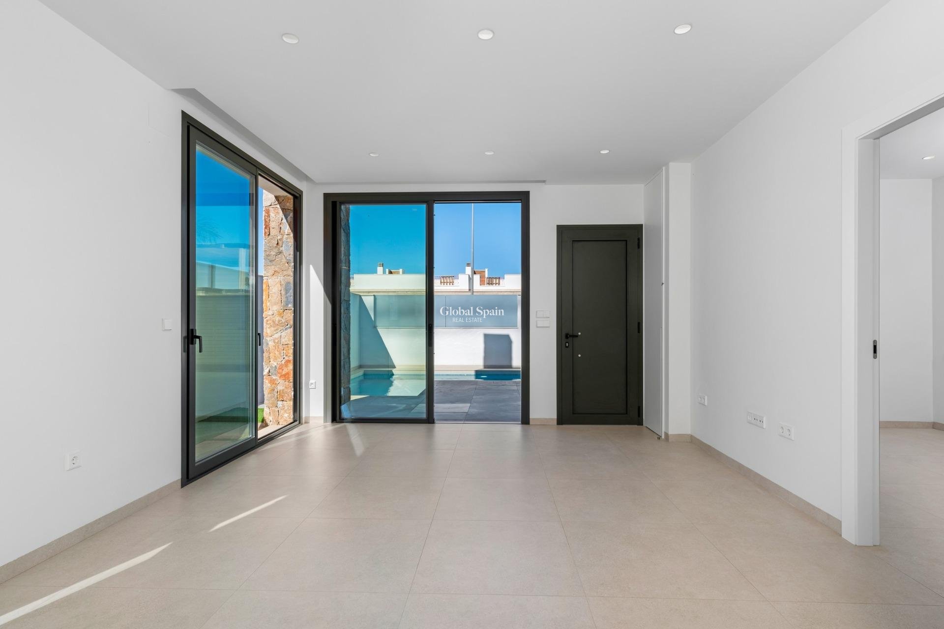 Neubau - VILLA -
SAN JAVIER - Parque del doce
