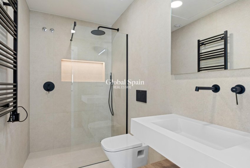 Neubau - VILLA -
SAN JAVIER - Parque del doce