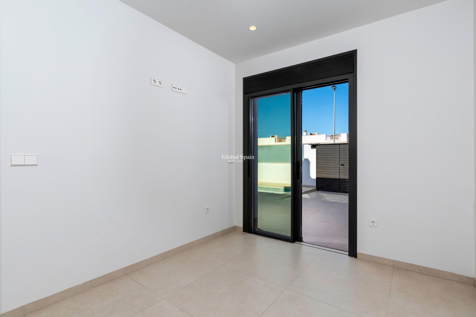 Neubau - VILLA -
SAN JAVIER - Parque del doce