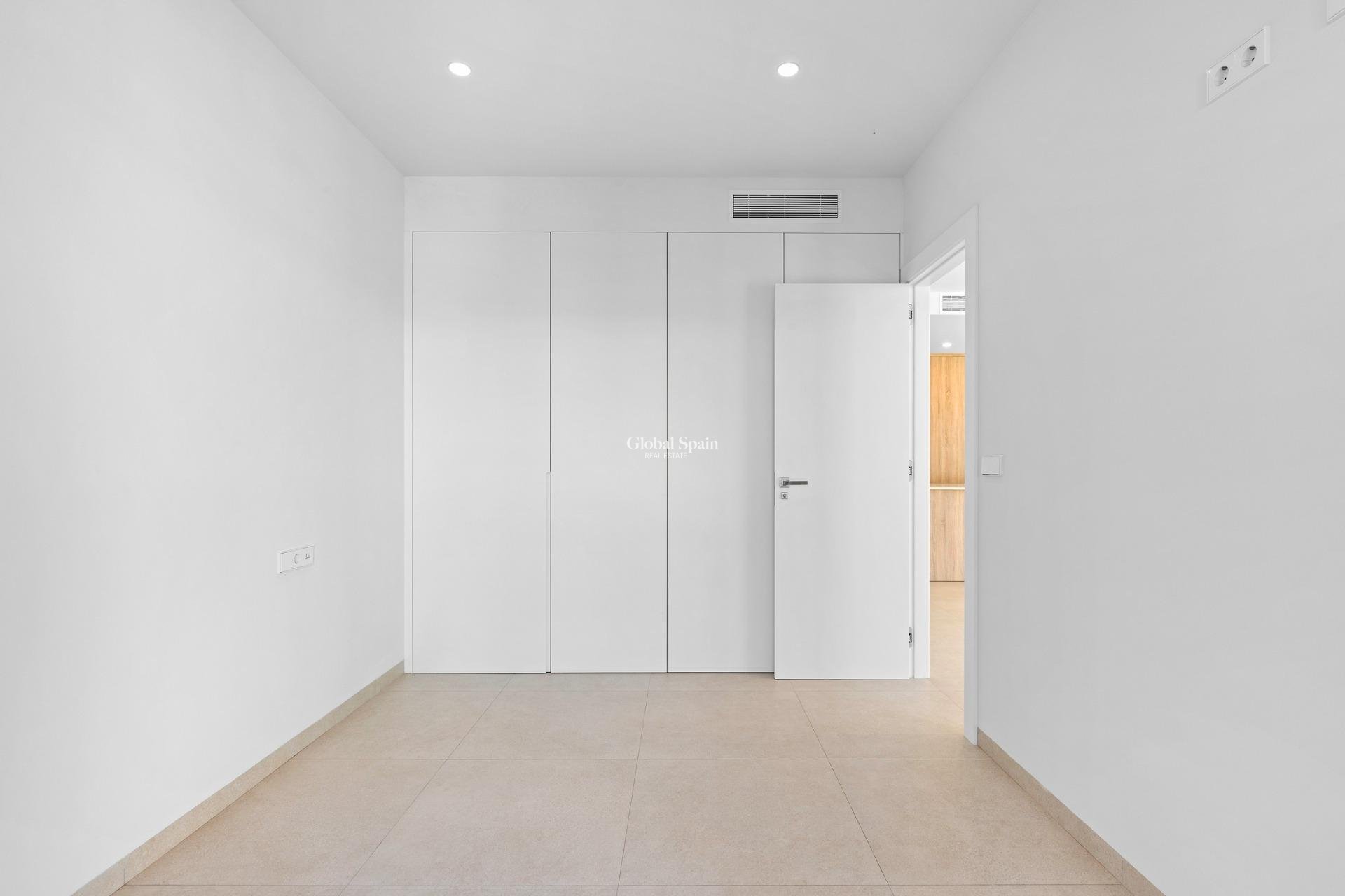 Neubau - VILLA -
SAN JAVIER - Parque del doce