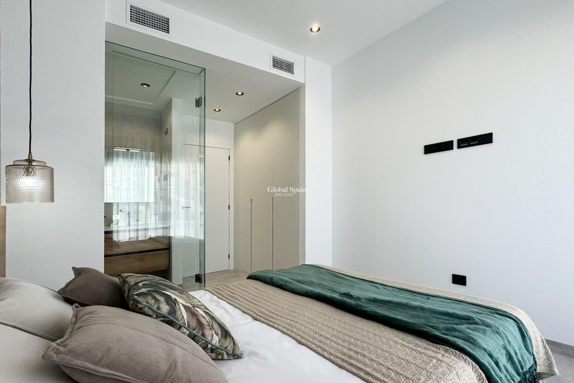 Neubau - Villa -
SAN MIGUEL DE SALINAS - BLUE LAGOON