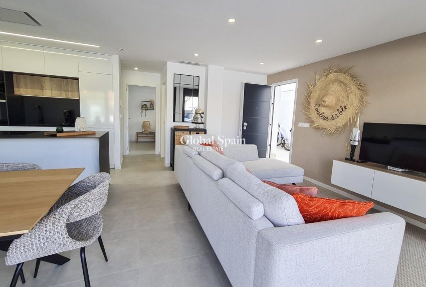 Neubau - Villa -
SAN PEDRO DEL PINATAR - Los antolinos