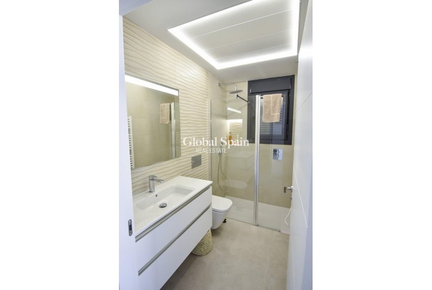 Neubau - Villa -
SAN PEDRO DEL PINATAR - Los antolinos