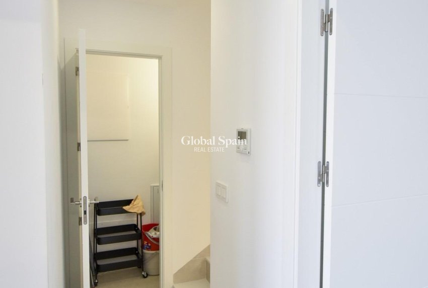 Neubau - VILLA -
SAN PEDRO DEL PINATAR - Los antolinos