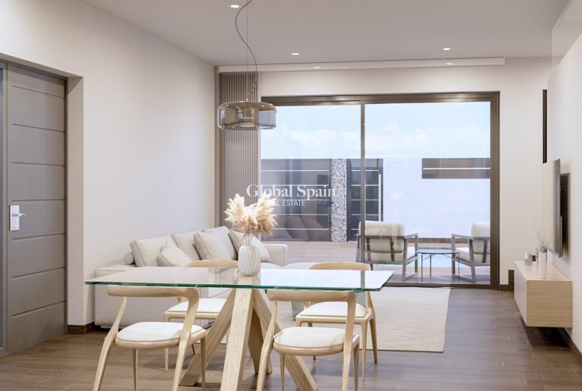 Neubau - Villa -
SAN PEDRO DEL PINATAR - Pueblo