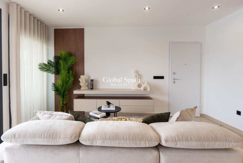Neubau - VILLA -
SAN PEDRO DEL PINATAR