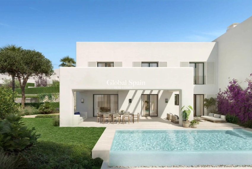 Neubau - VILLA -
SOTOGRANDE - Urbanización Sotogrande