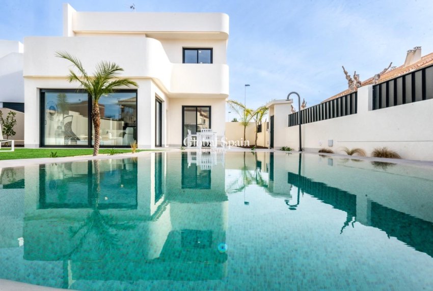 Neubau - VILLA -
TORRE PACHECO - Roldán