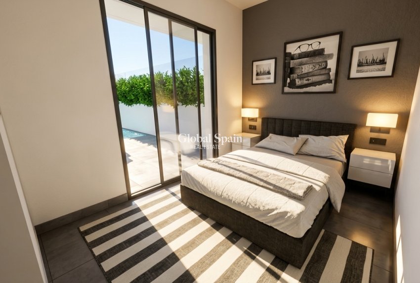 Neubau - VILLA -
TORRE PACHECO