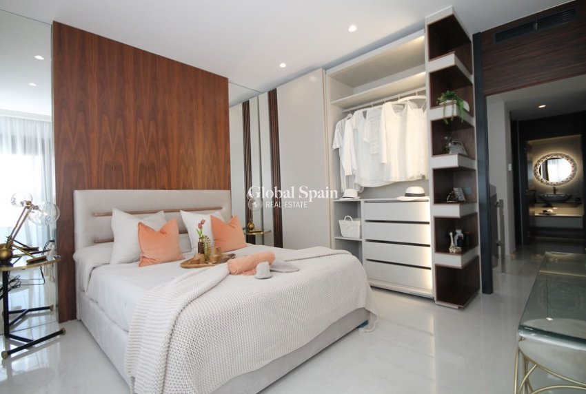 Neubau - Villa -
TORREVIEJA - El Chaparal