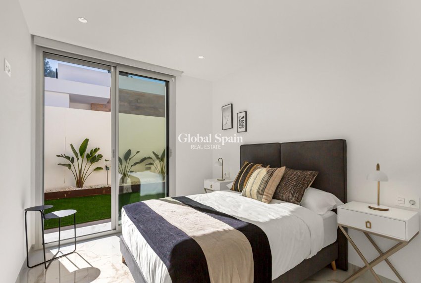 Neubau - Villa -
TORREVIEJA - LOS BALCONES - LOS ALTOS