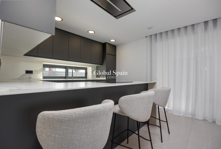 Neubau - VILLA -
TORREVIEJA - Sector 25