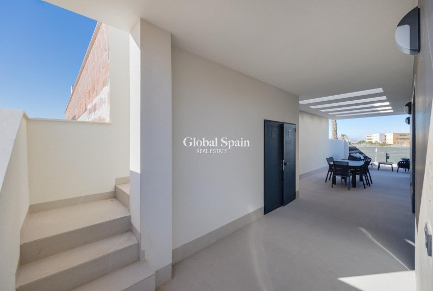 Neubau - VILLA -
TORREVIEJA - Sector 25