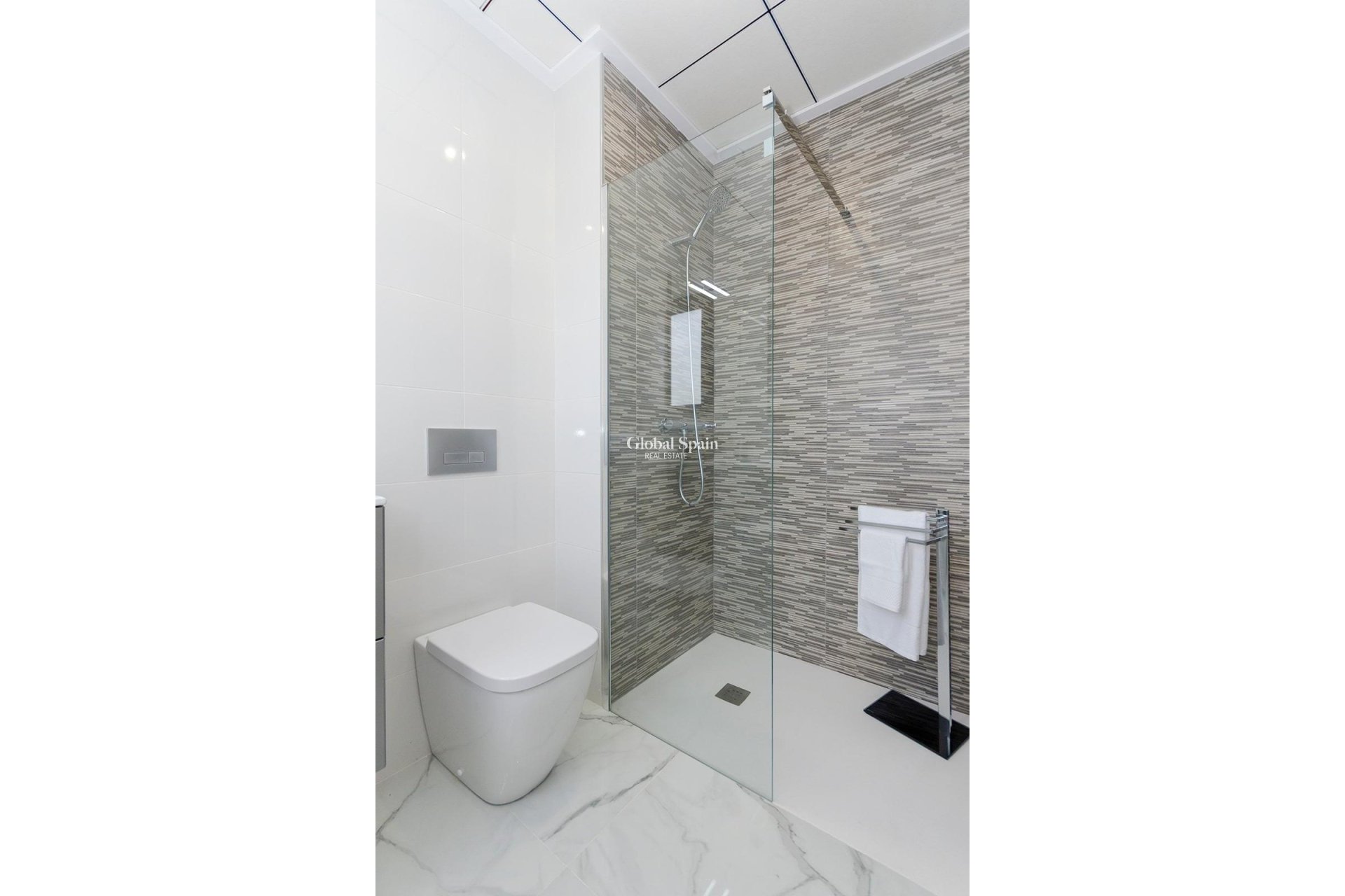 Neubau - Villa -
TORREVIEJA - Torretas