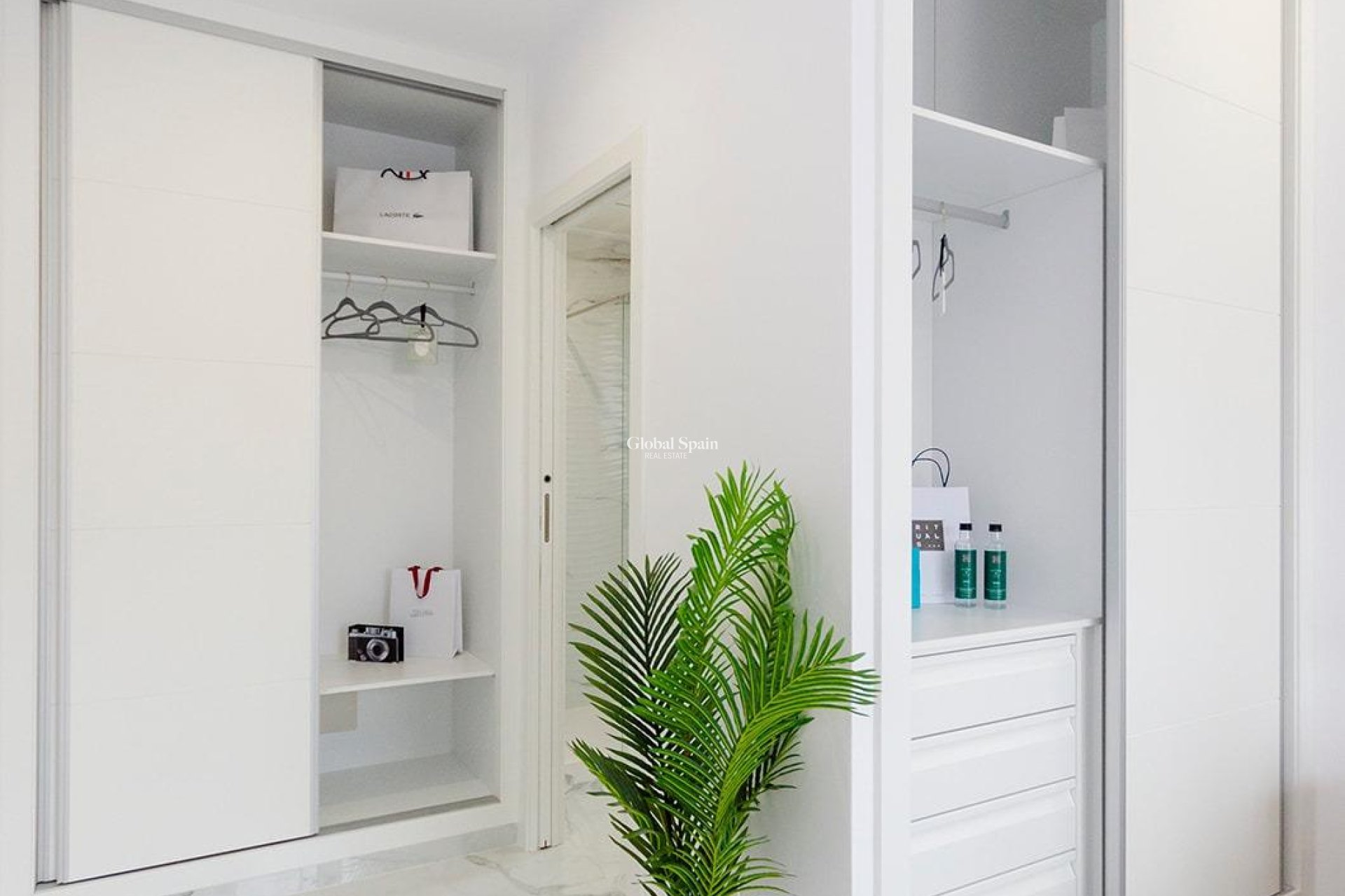 Neubau - VILLA -
TORREVIEJA - Torretas