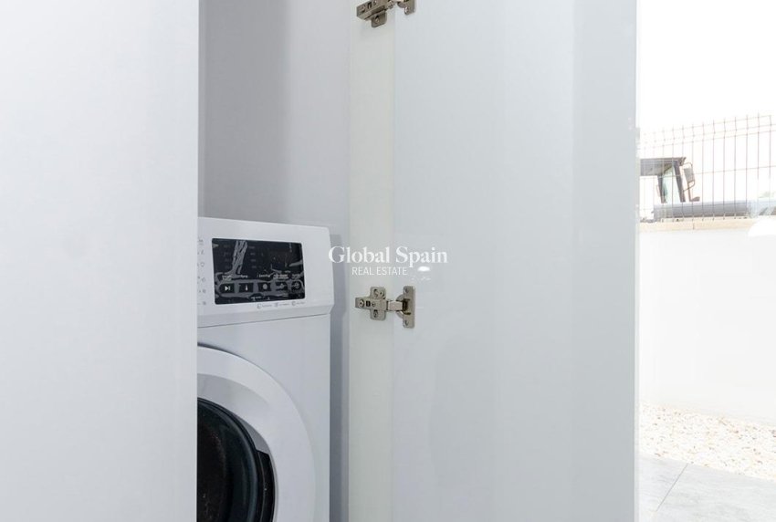 Neubau - VILLA -
TORREVIEJA - Torretas