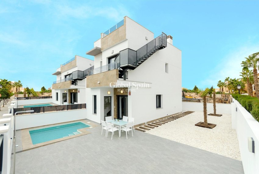 Neubau - VILLA -
TORREVIEJA - Torretas