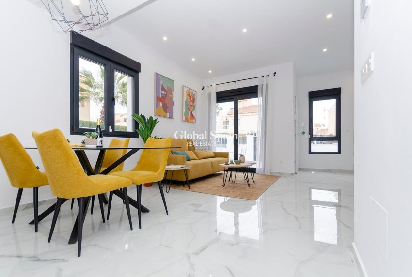 Neubau - VILLA -
TORREVIEJA - Torretas