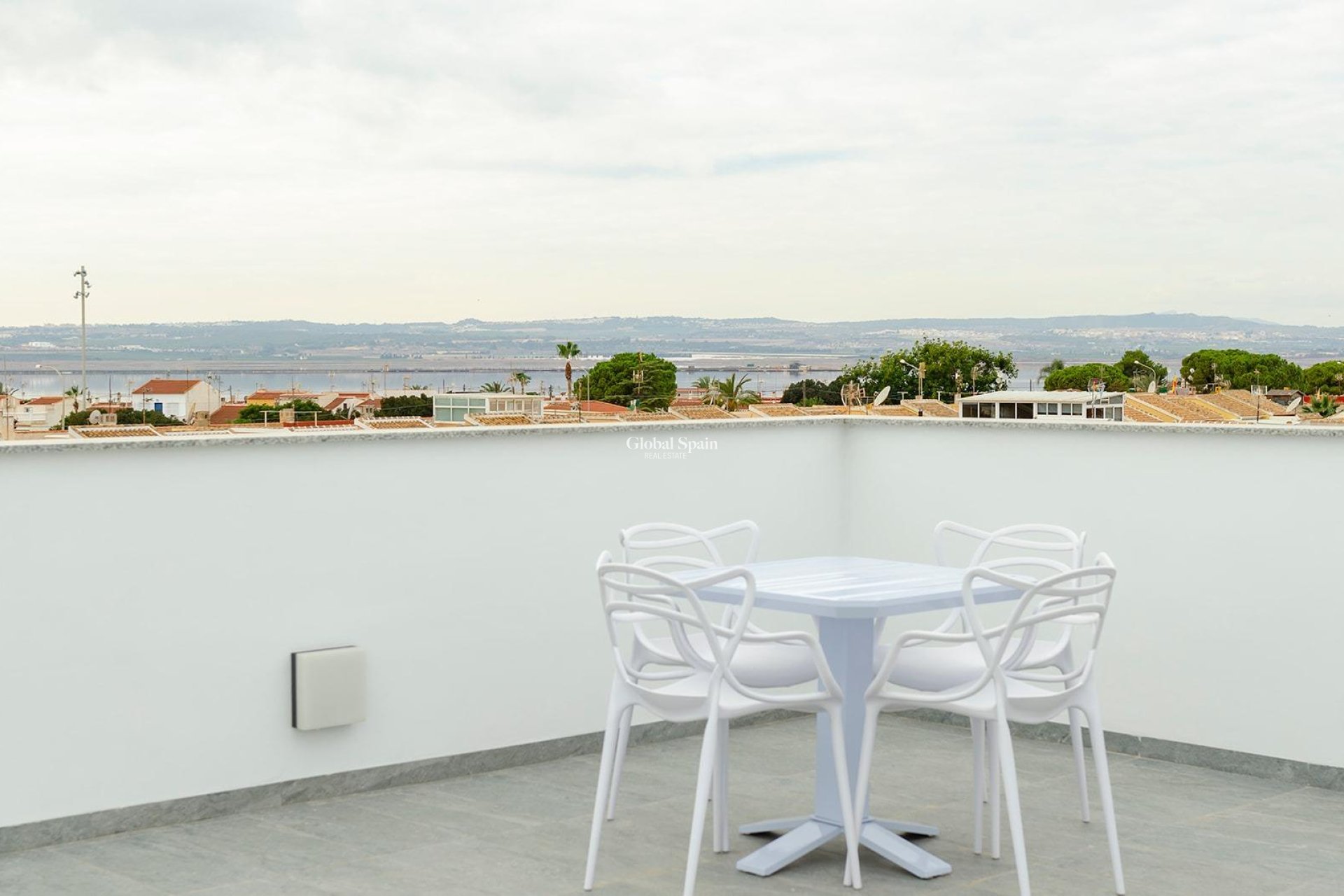 Neubau - VILLA -
TORREVIEJA - Torretas