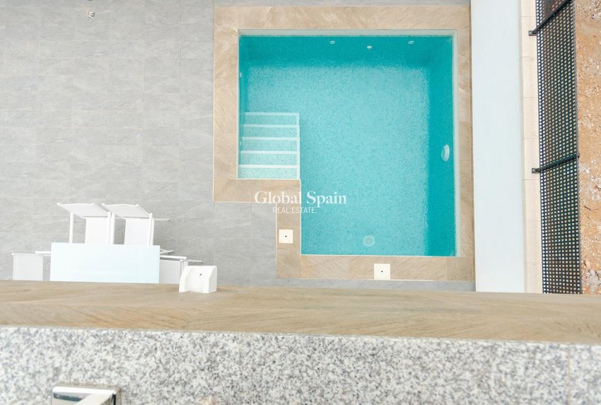 Neubau - VILLA -
TORREVIEJA - Torretas