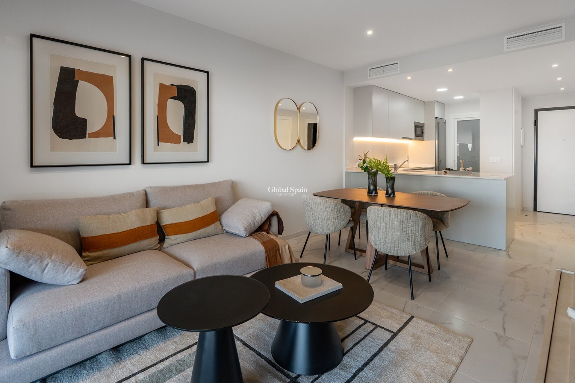 Neubau - VILLA -
TORREVIEJA