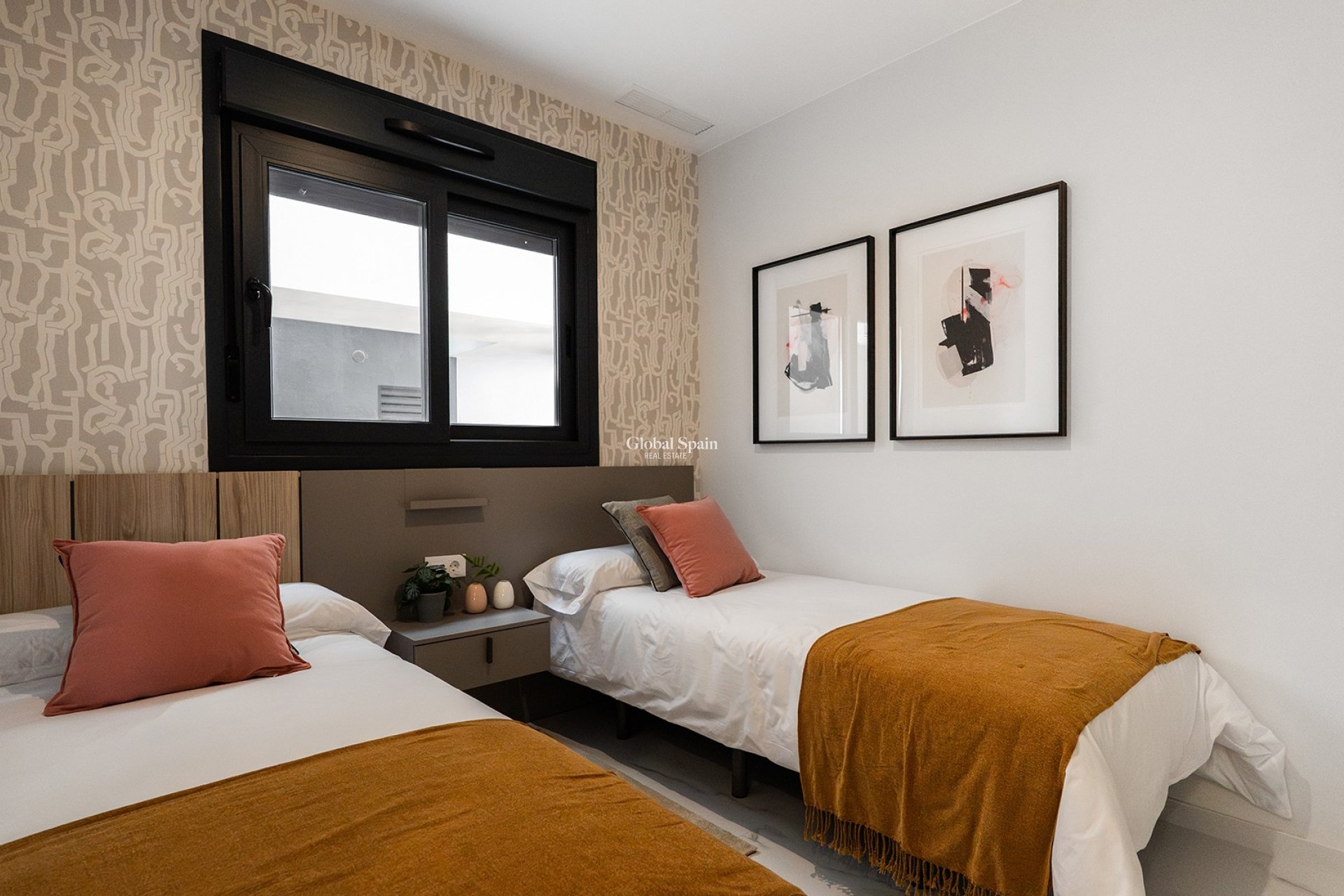 Neubau - VILLA -
TORREVIEJA