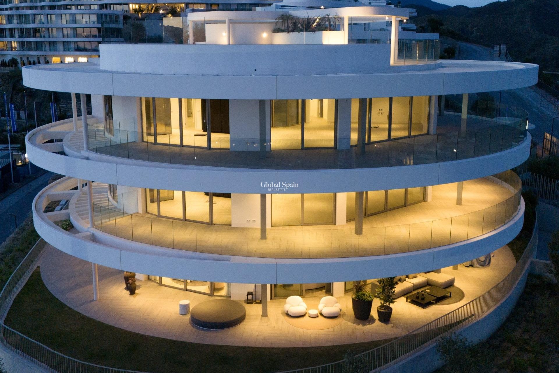 Neubau - WOHNUNG -
BENAHAVÍS - Las Colinas de Marbella