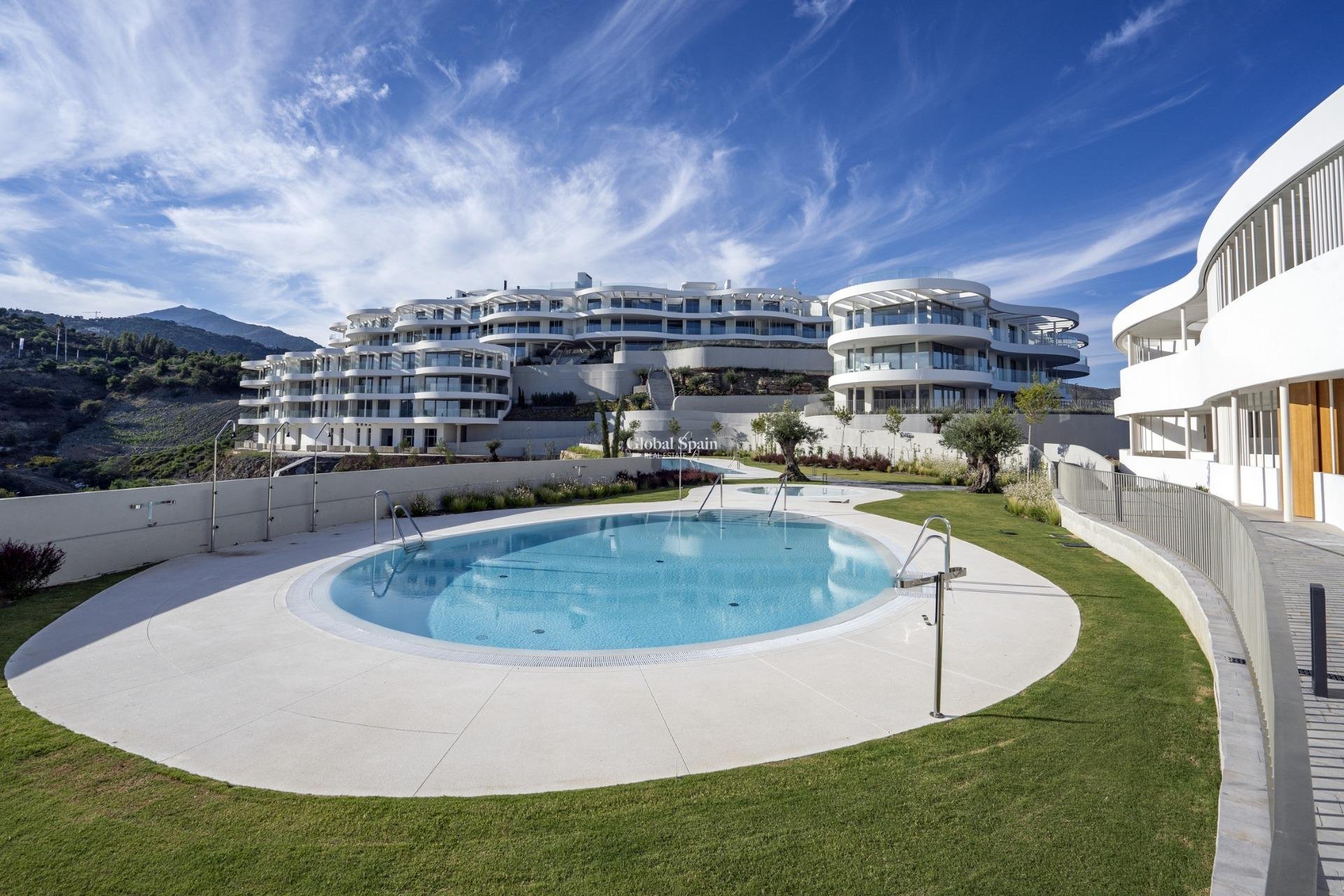 Neubau - WOHNUNG -
BENAHAVÍS - Las Colinas de Marbella