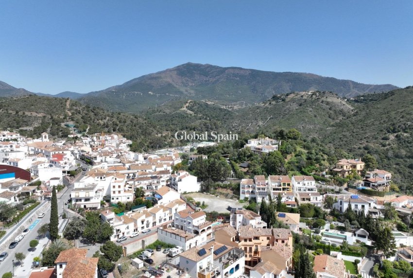 Neubau - WOHNUNG -
Benahavis - pueblo