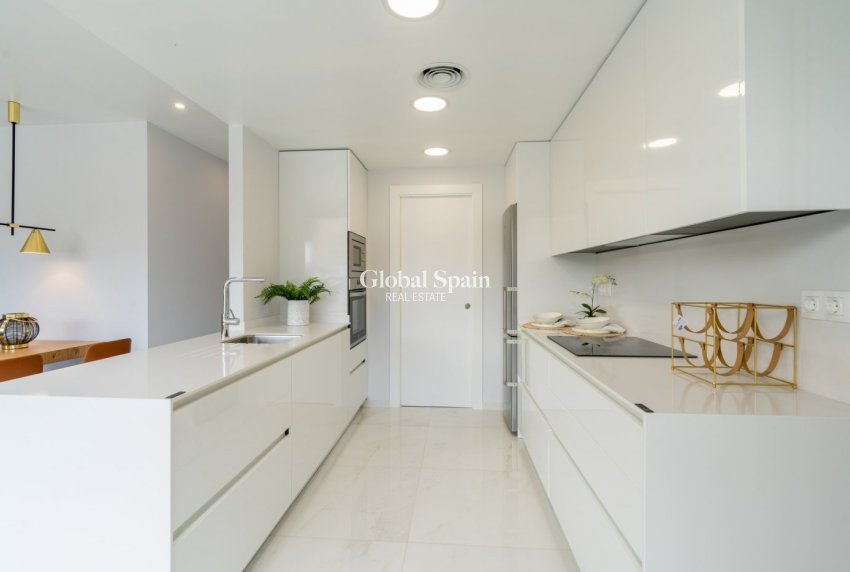 Neubau - WOHNUNG -
BENIDORM - Poniente