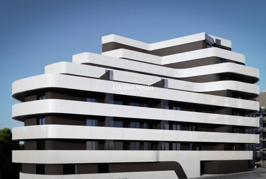 Neubau - WOHNUNG -
CALPE - Arenal Bol