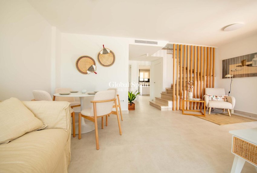 Neubau - WOHNUNG -
COX - San Fernando