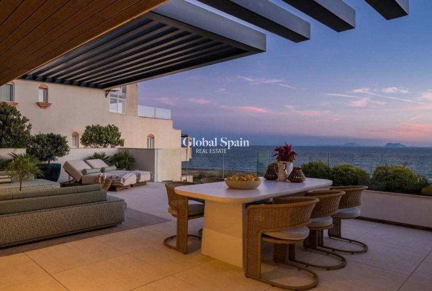 Neubau - WOHNUNG -
ESTEPONA - Playa del Cristo