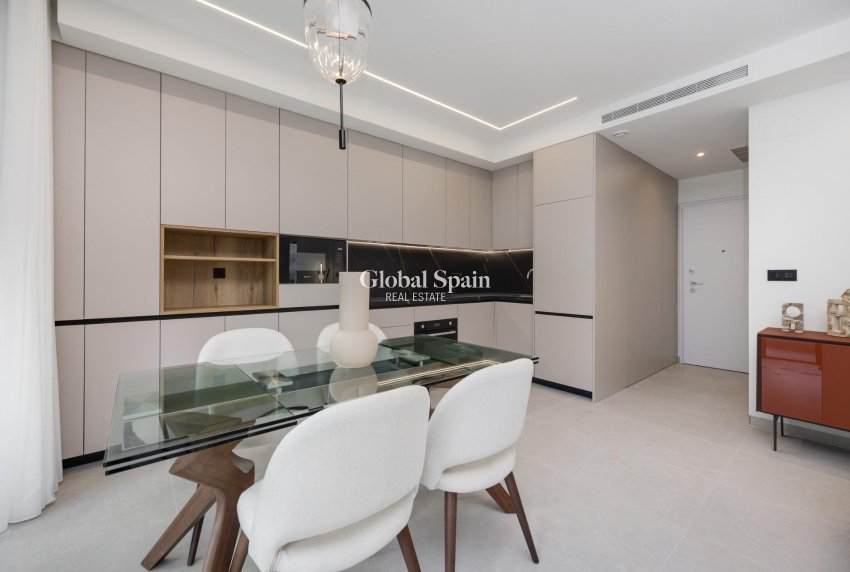 Neubau - WOHNUNG -
GUARDAMAR DEL SEGURA - Avda del Puerto