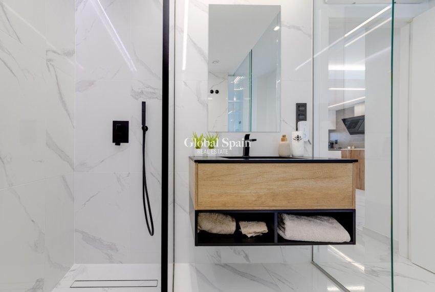 Neubau - WOHNUNG -
GUARDAMAR DEL SEGURA - EL RASO