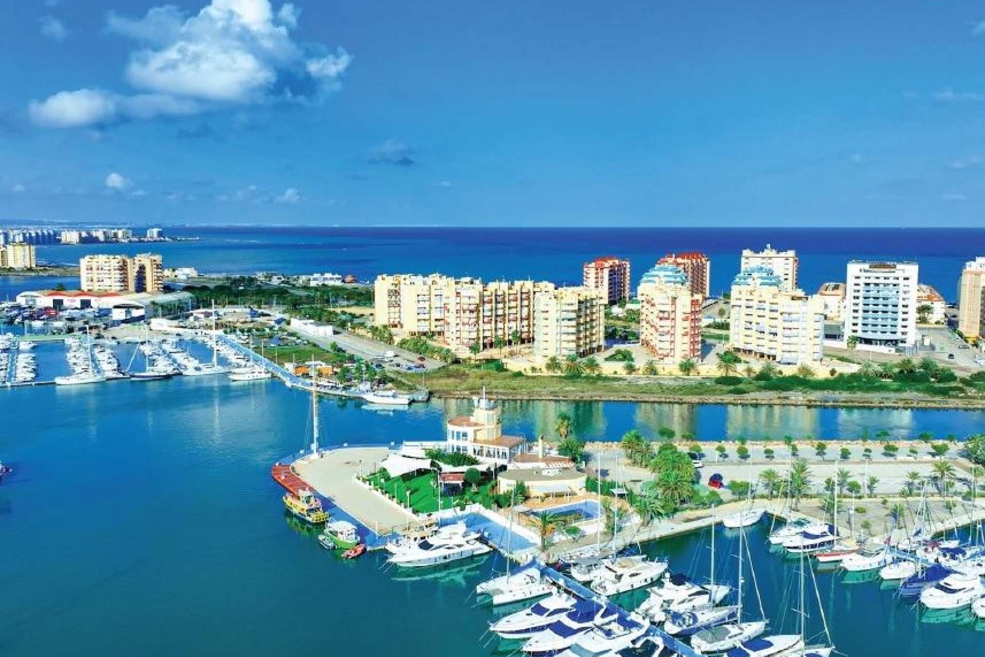 Neubau - WOHNUNG -
LA MANGA DEL MAR MENOR