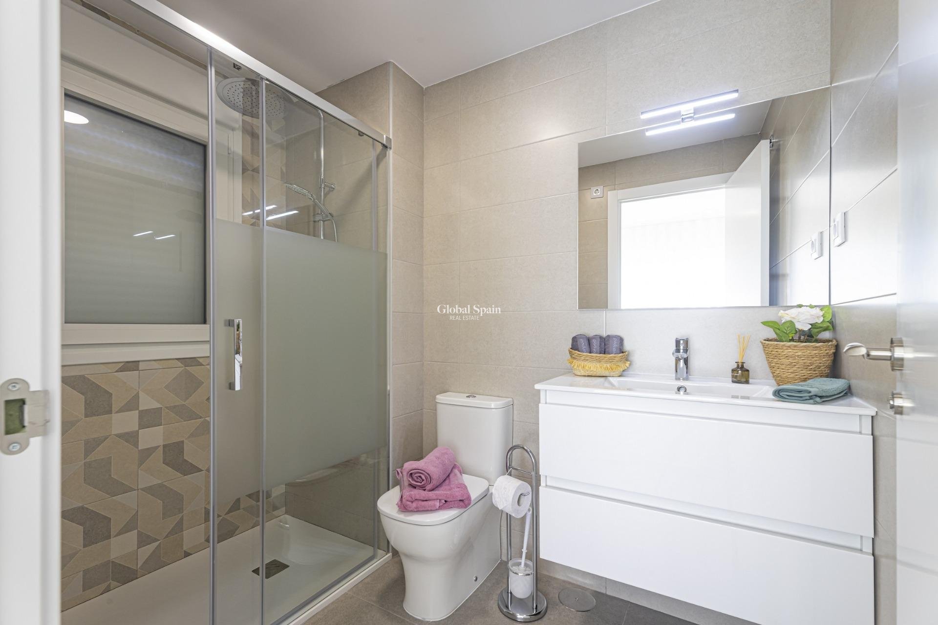 Neubau - WOHNUNG -
LA MANGA DEL MAR MENOR