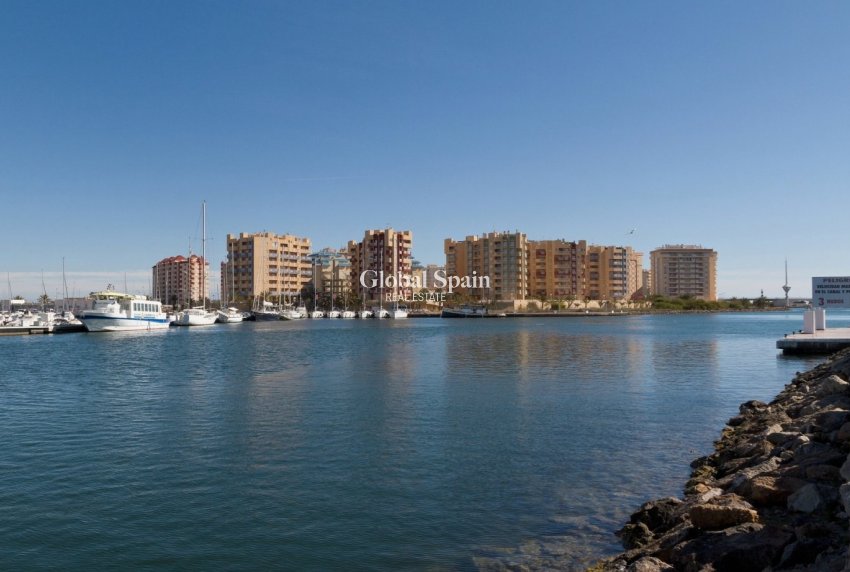 Neubau - WOHNUNG -
LA MANGA DEL MAR MENOR