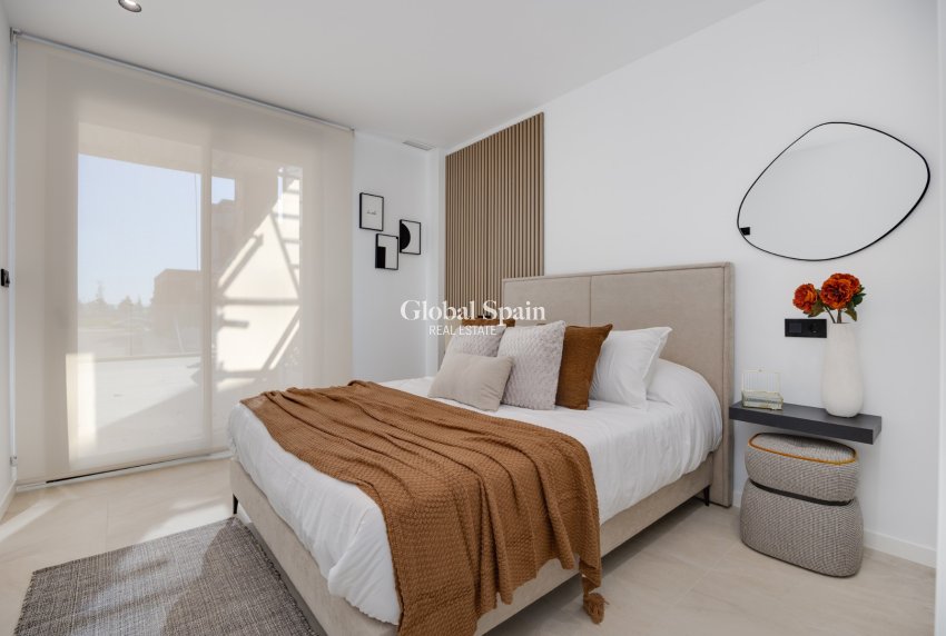 Neubau - WOHNUNG -
LOS ALCÁZARES - LA SERENA GOLF