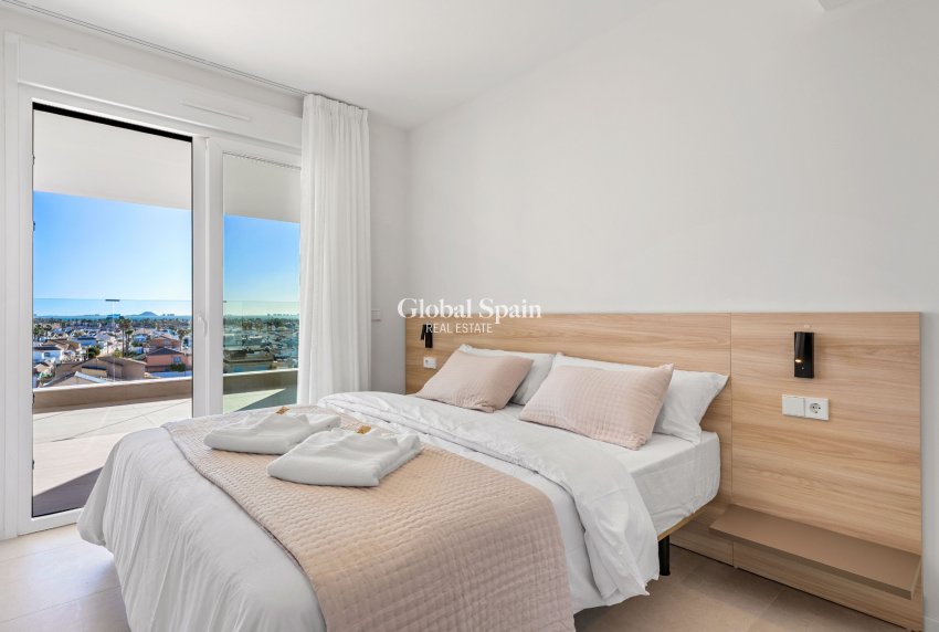 Neubau - WOHNUNG -
LOS ALCÁZARES