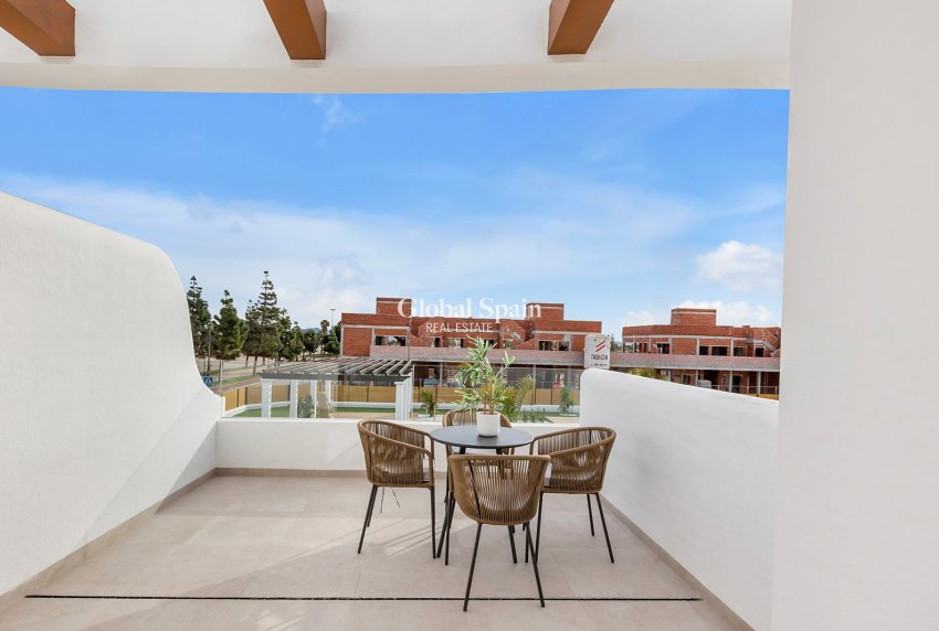 Neubau - WOHNUNG -
LOS ALCÁZARES