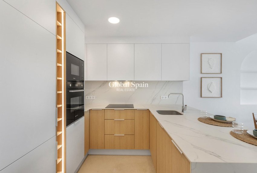 Neubau - WOHNUNG -
LOS ALCÁZARES