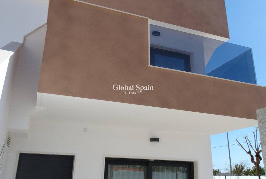 Neubau - WOHNUNG -
PILAR DE LA HORADADA - pueblo