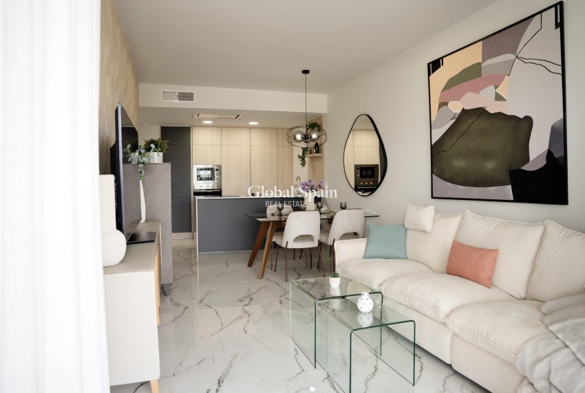 Neubau - WOHNUNG -
ROJALES - Lo Marabú