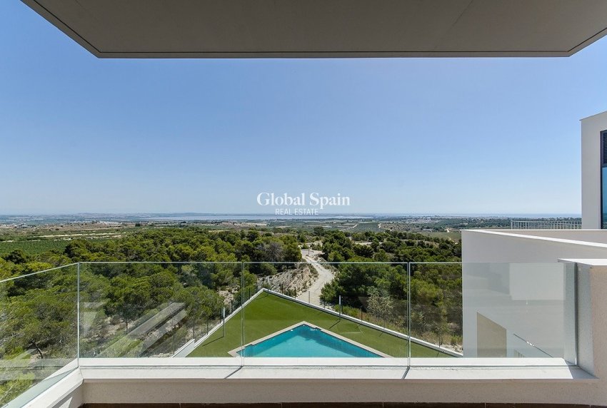 Neubau - WOHNUNG -
SAN MIGUEL DE SALINAS - VistaBella Golf