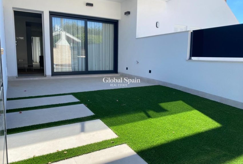 Neubau - WOHNUNG -
SAN PEDRO DEL PINATAR - Lo pagan